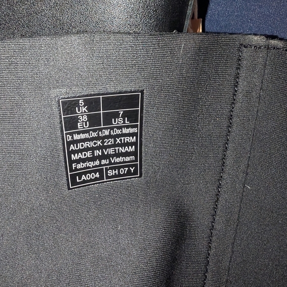 Doc Martens Audrick 221 XTRM US L 7 - Picture 8 of 10